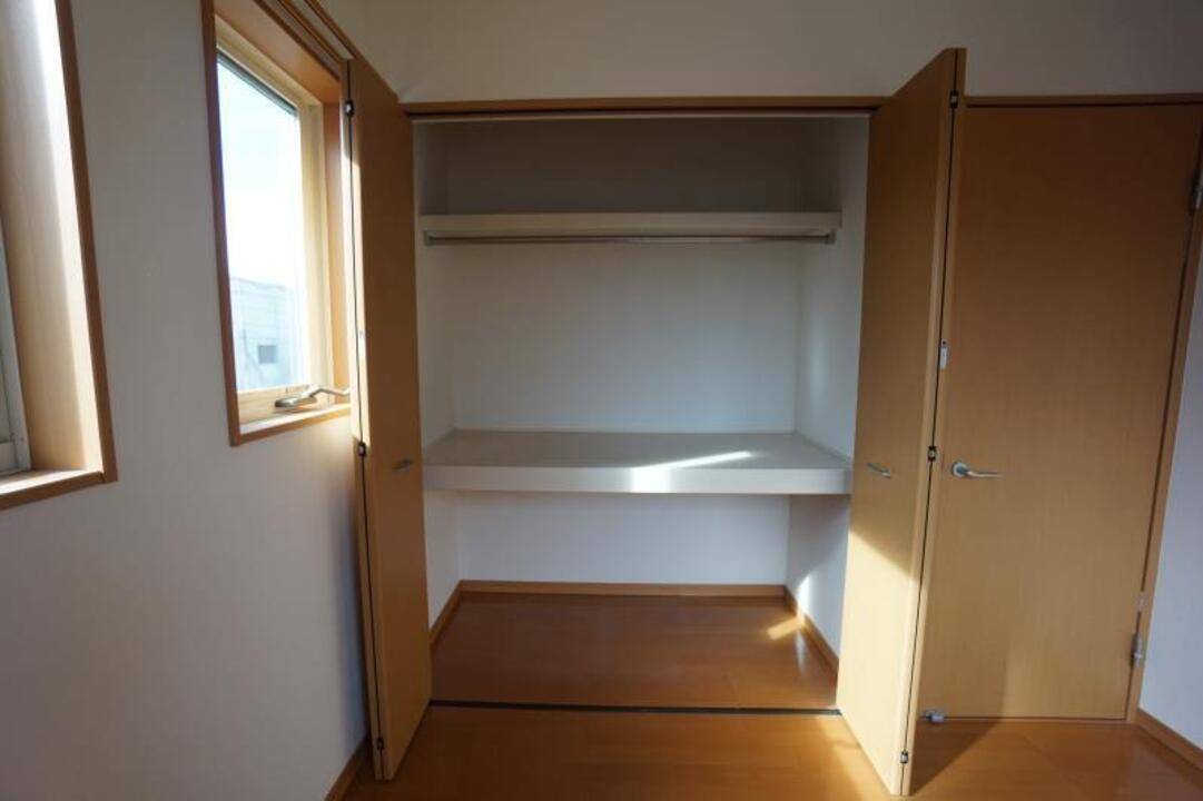 収納　クローゼット