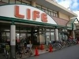 スーパー　ライフ塚本店（スーパー）まで89m