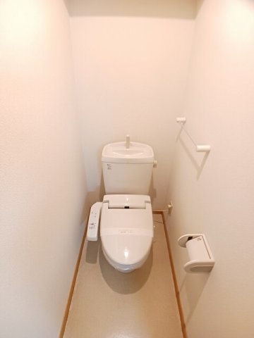 トイレ　トイレもきれいです