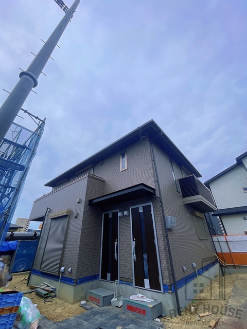 建物外観　外観（建設中）