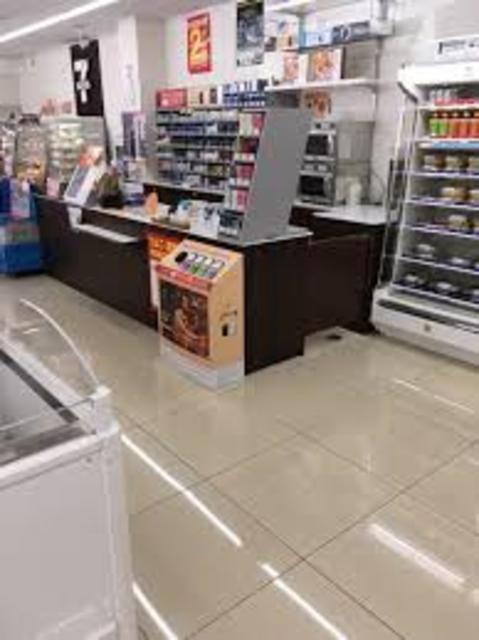 コンビニ　セブンイレブン高石総合体育館前店（コンビニ）まで231m