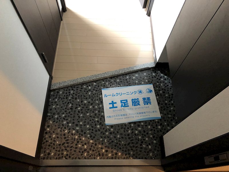玄関　※別のお部屋のお写真です。御参考までに。