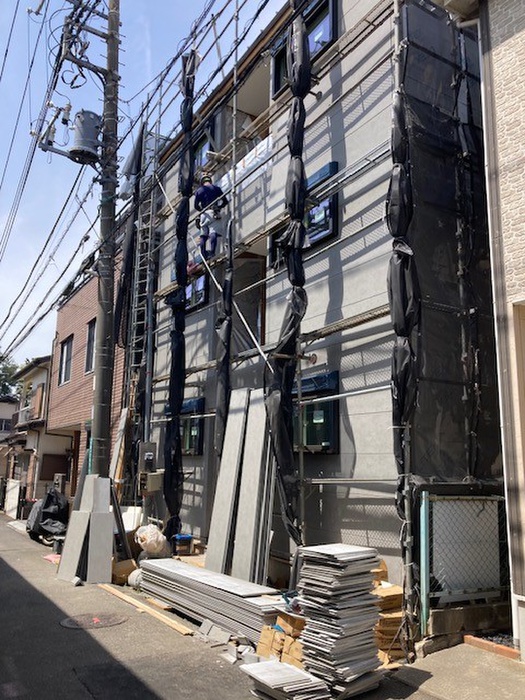 建物外観　建築中