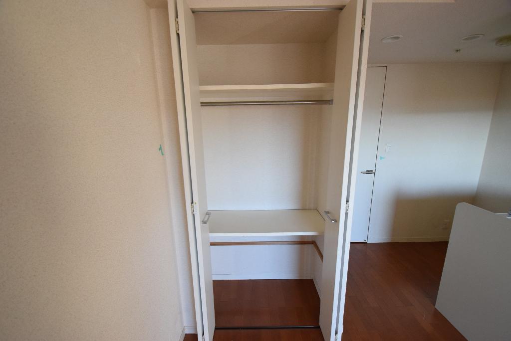 収納　クローゼット