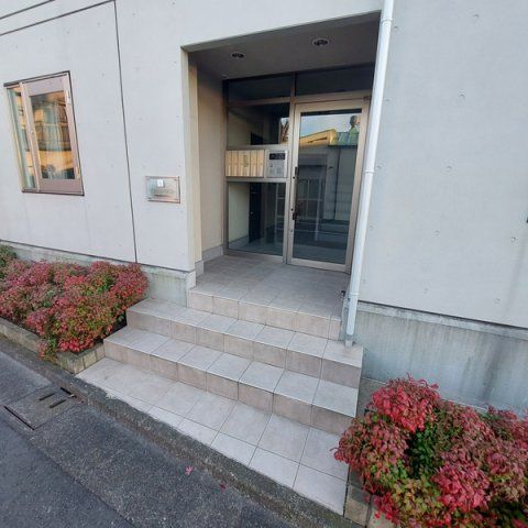 エントランス　毎日通るエントランス♪