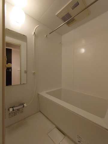 バス・シャワールーム　別部屋の参考写真となります