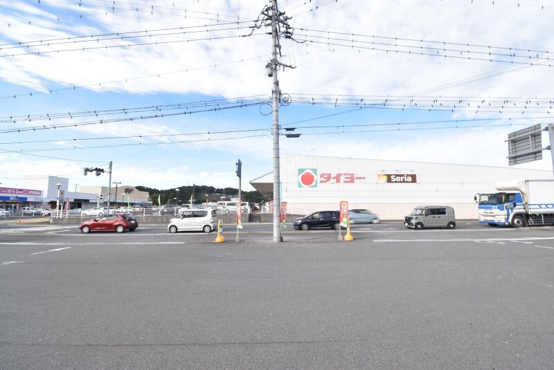 スーパー　タイヨー栗野店（スーパー）まで1140m