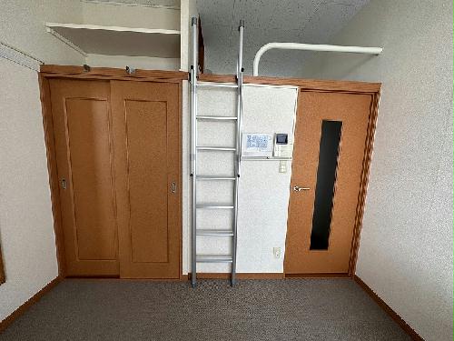その他部屋・スペース　ロフト付きです。