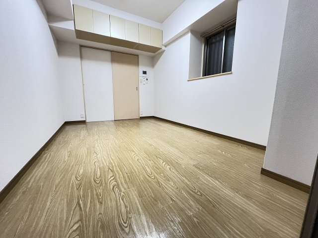 その他部屋・スペース　広くて明るい寝室
