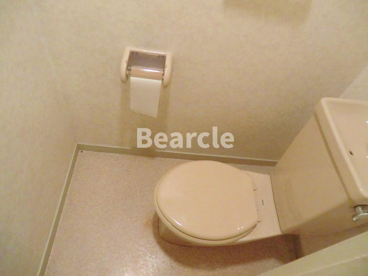 トイレ　清潔感のあるトイレです