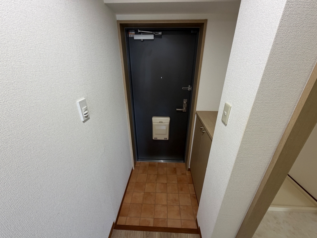 フェリスメンテ・狩口台の玄関写真