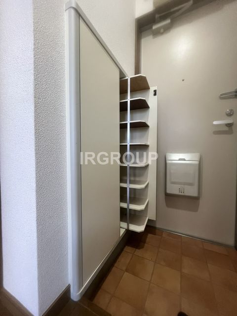 玄関　※別部屋参考写真