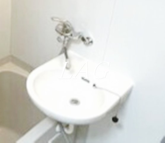 洗面設備　洗面台です。