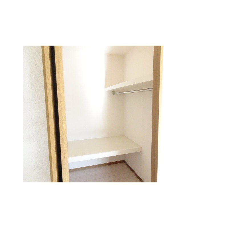 収納　ウォークインクローゼット