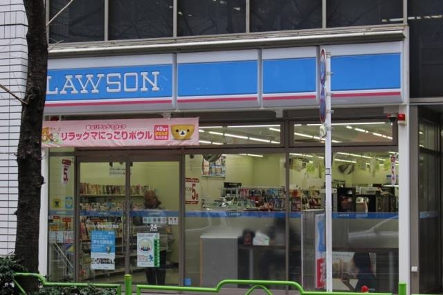 コンビニ　ローソン茅場町三丁目店（コンビニ）まで208m
