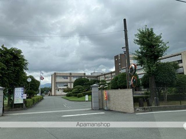 高校・高専　鹿本高校（高校・高専）まで1666m