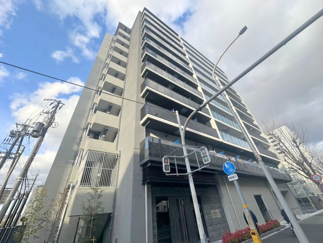 建物外観　存在感のある外観は落ちついた色合いで、堂々としていますね。