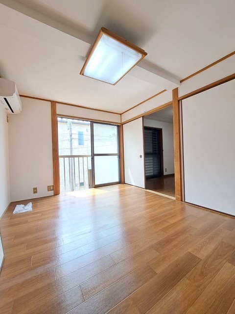 その他　洋室６帖