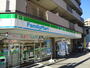 コンビニ　ファミリーマート（コンビニ）まで30m