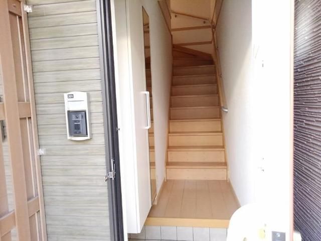 玄関　シンプルで使いやすい玄関です