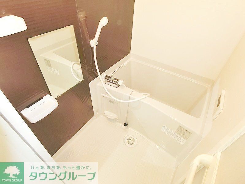 バス・シャワールーム　追焚きや浴室乾燥機能つき！一日の終わりには快適なバスタイム…