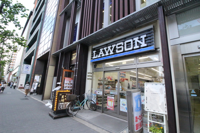 コンビニ　ローソン（コンビニ）まで28m