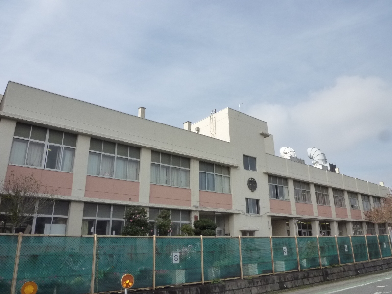 小学校　大和市立福田小学校（小学校）まで828m
