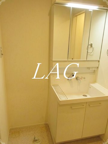 洗面設備　洗面台です。