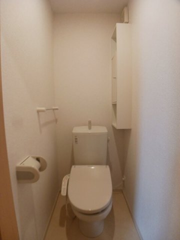 トイレ　落ち着いたトイレです
