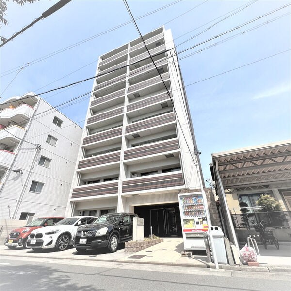 建物外観　外観　オートロック付　宅配ＢＯＸ有り