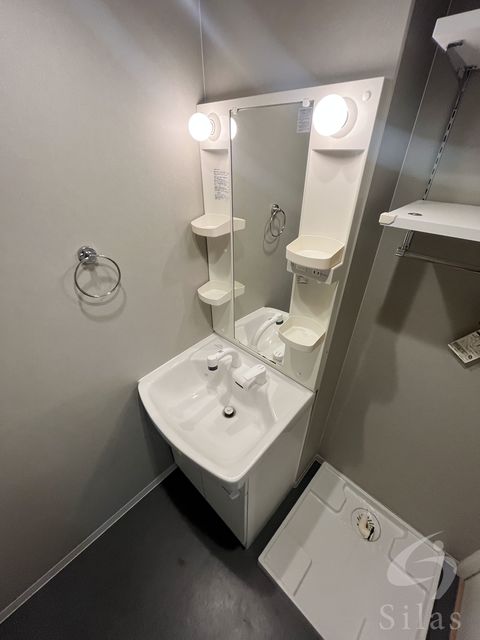洗面設備　同仕様