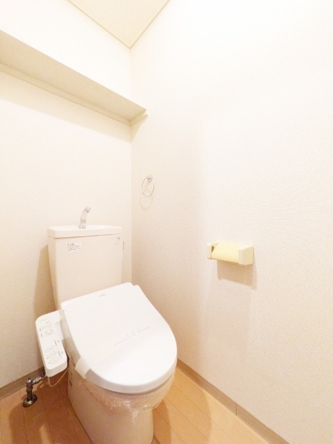 トイレ　類似室内