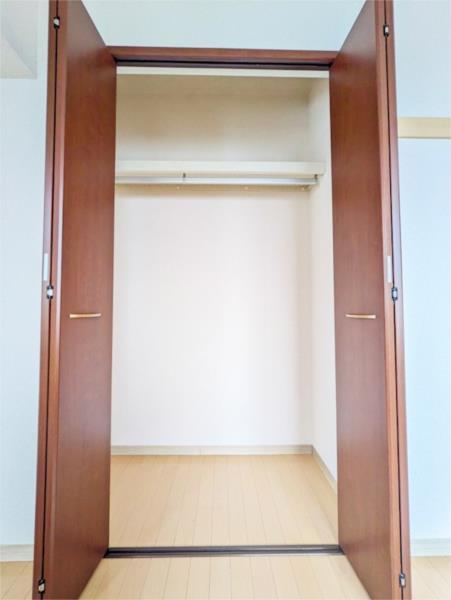 収納　類似室内