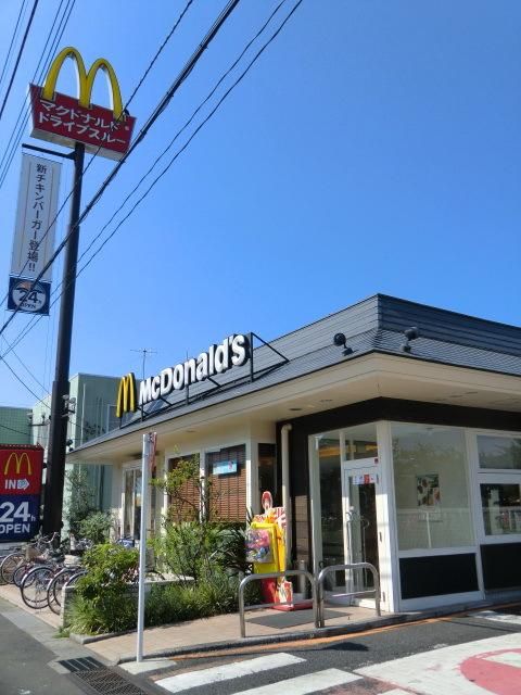 飲食店　マクドナルド南流山店（飲食店）まで657m