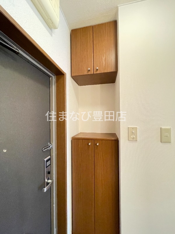 玄関　同型タイプ