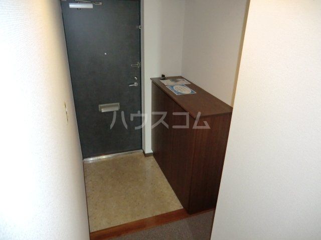 白井ロジュマンの玄関写真