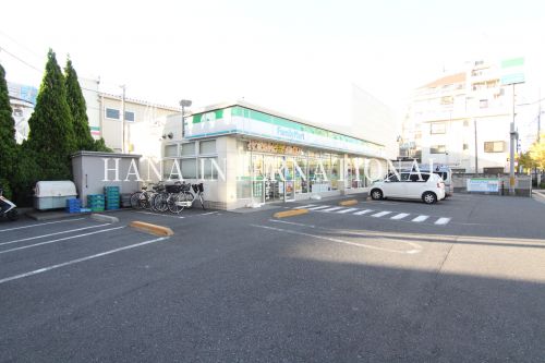 コンビニ　ファミリーマート加平一丁目店（コンビニ）まで259m