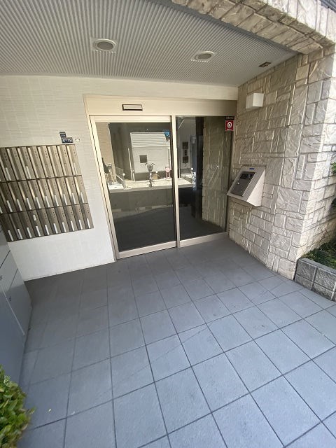エントランス　毎日通るエントランスはこのようになっています