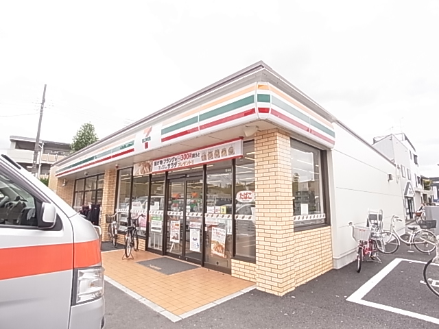 コンビニ　セブンイレブン 足立神明1丁目店（コンビニ）まで850m