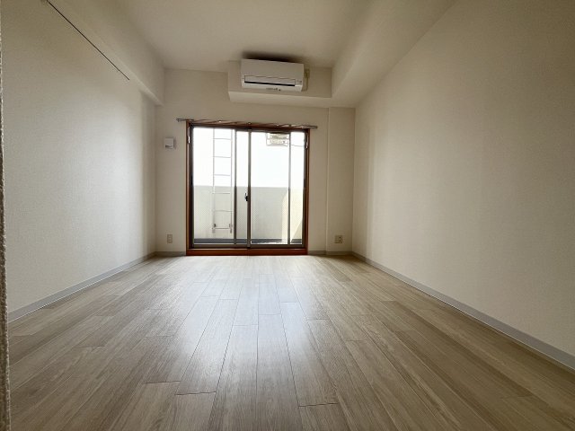その他部屋・スペース　使い勝手のいい寝室です
