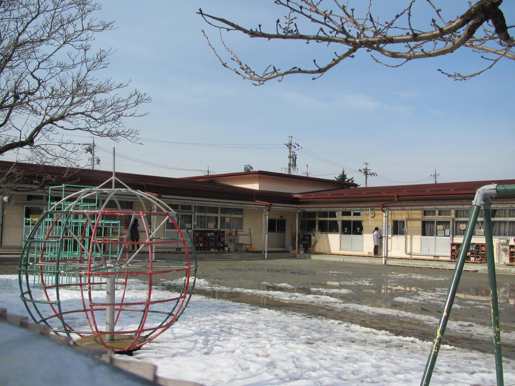 幼稚園・保育園　中洲保育園（幼稚園・保育園）まで470m