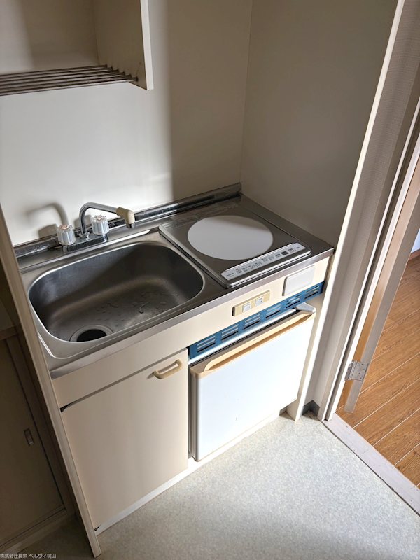 キッチン　※同タイプの他部屋の画像
