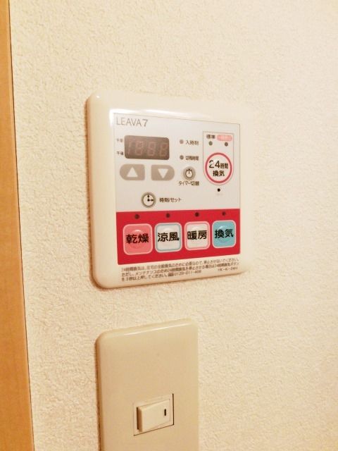 その他設備　浴室乾燥機ございます