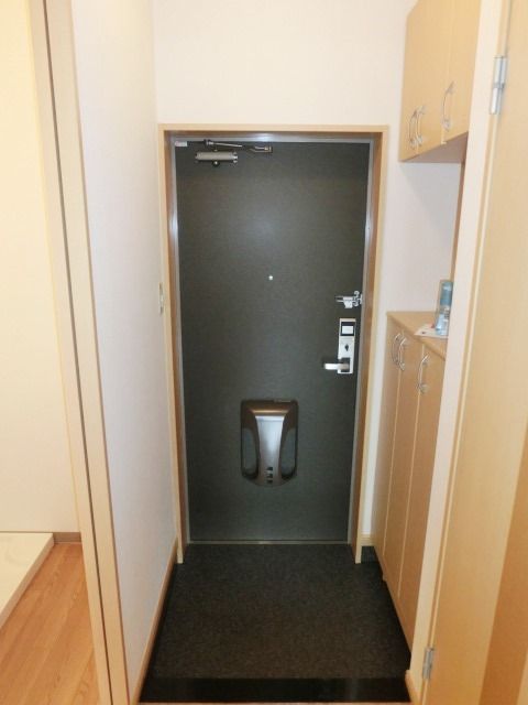 玄関　シューズボックス付きの玄関