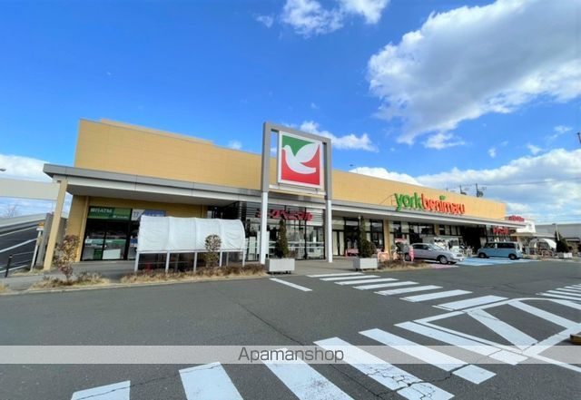 ショッピングセンター　ヨークベニマルフォレオ東仙台店（ショッピングセンター）まで1100m