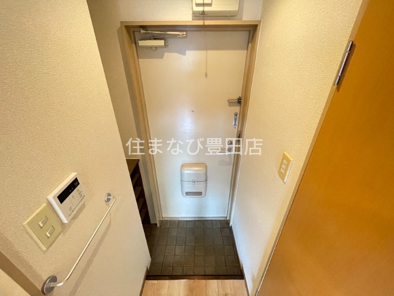 玄関　同型タイプ