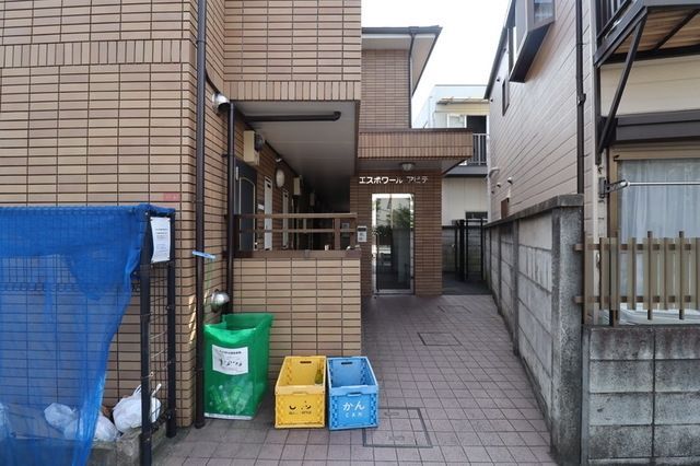 エントランス　★お問い合わせはタウンハウジングまで★