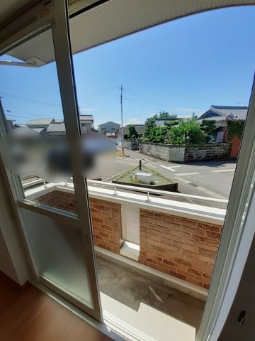 バルコニー　バルコニーがあります