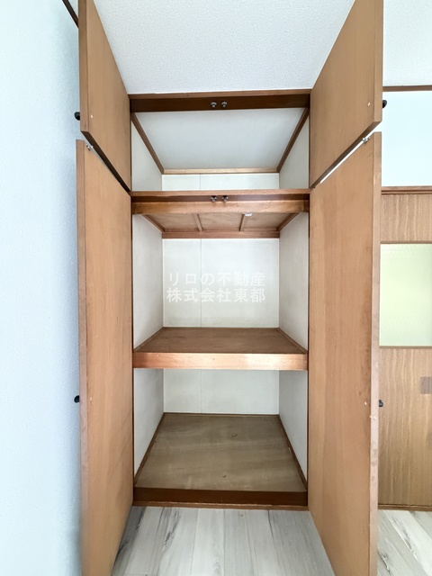 収納　奥行のある収納付です！増えがちな荷物をもスッキリ収納できます