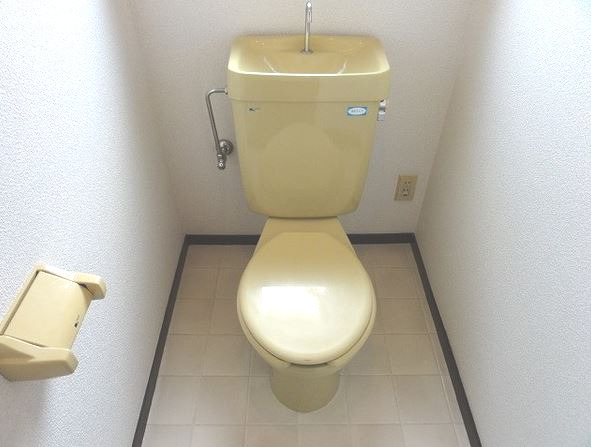 トイレ　清潔感のあるトイレです